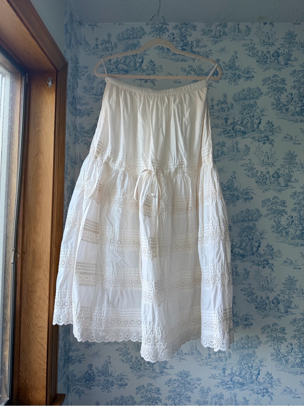 Christy dawn Perla skirt size large
